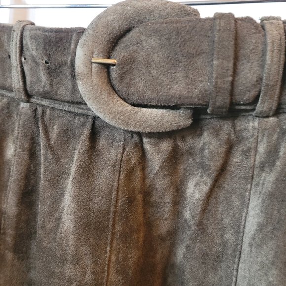 The Olde Hide House Suede skirt - Picture 4 of 10